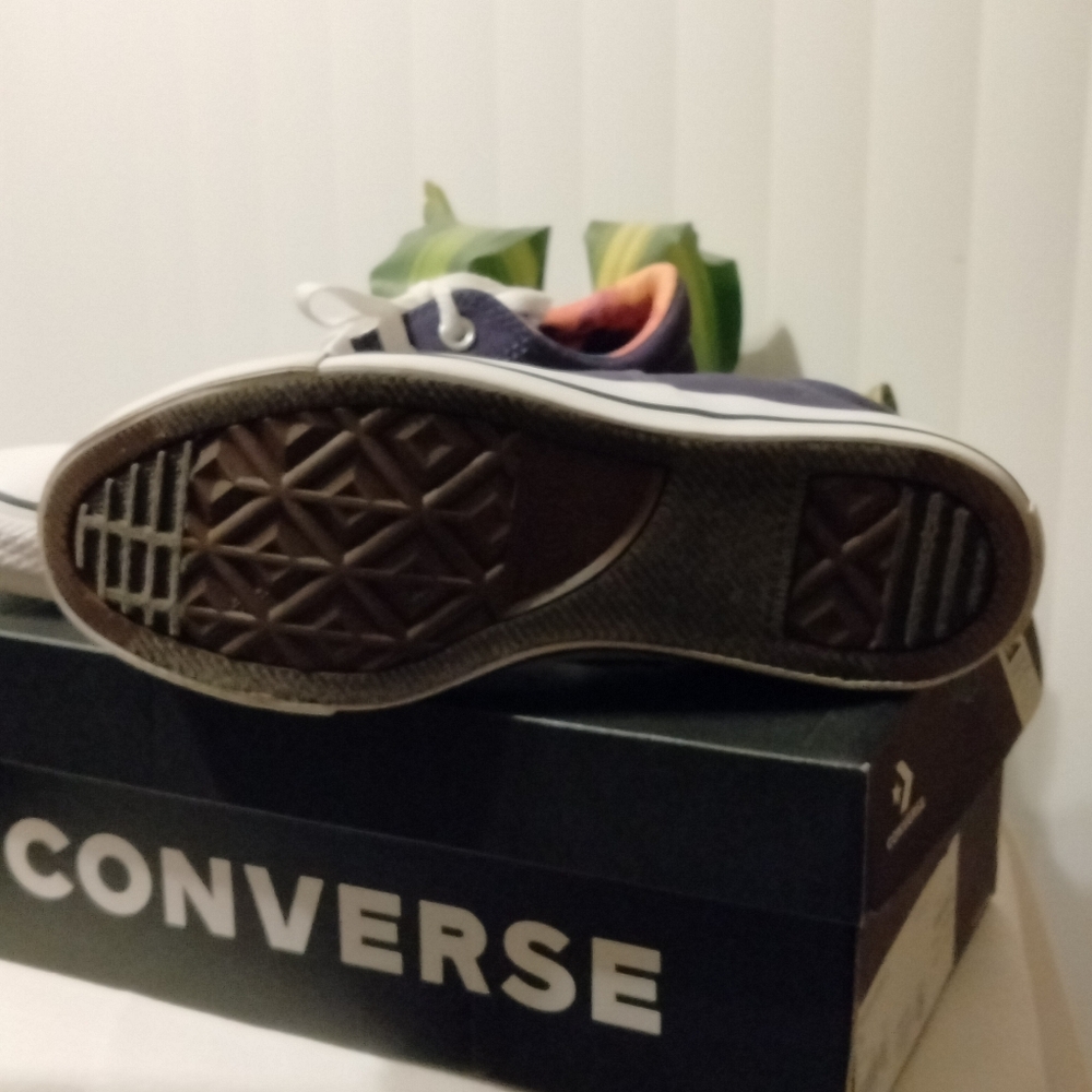 Purple womens Converse - Picture 3 of 5